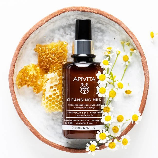 APIVITA CLEANSING MILK